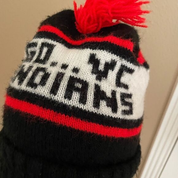 Go VC Indians Vintage Knit Adult Hat - Picture 4 of 15